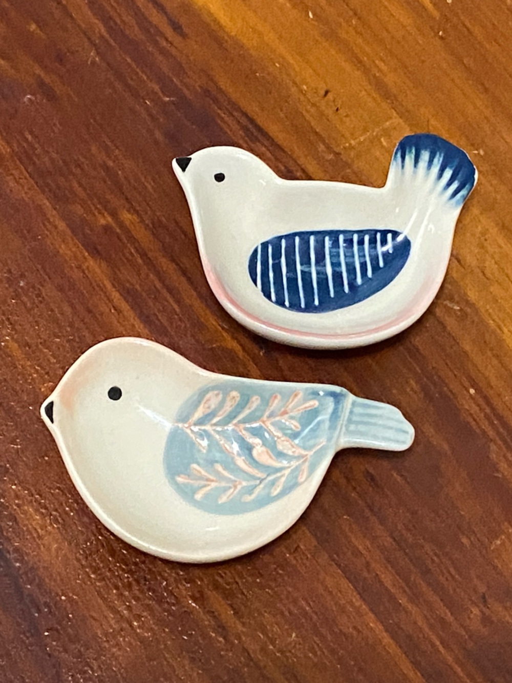 Creative Co-op Hand-Painted Stoneware Bird Shaped Dishes